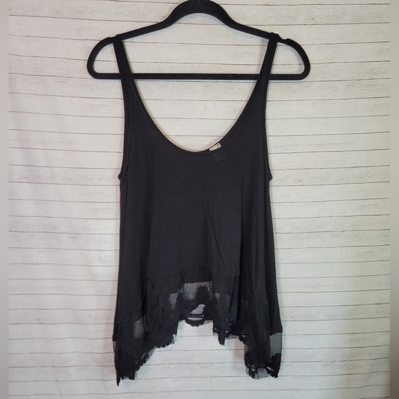 PAPER CRANE BLACK FLOWY TANK TOP W LACE HEM, SZ XS - Picture 1 of 13